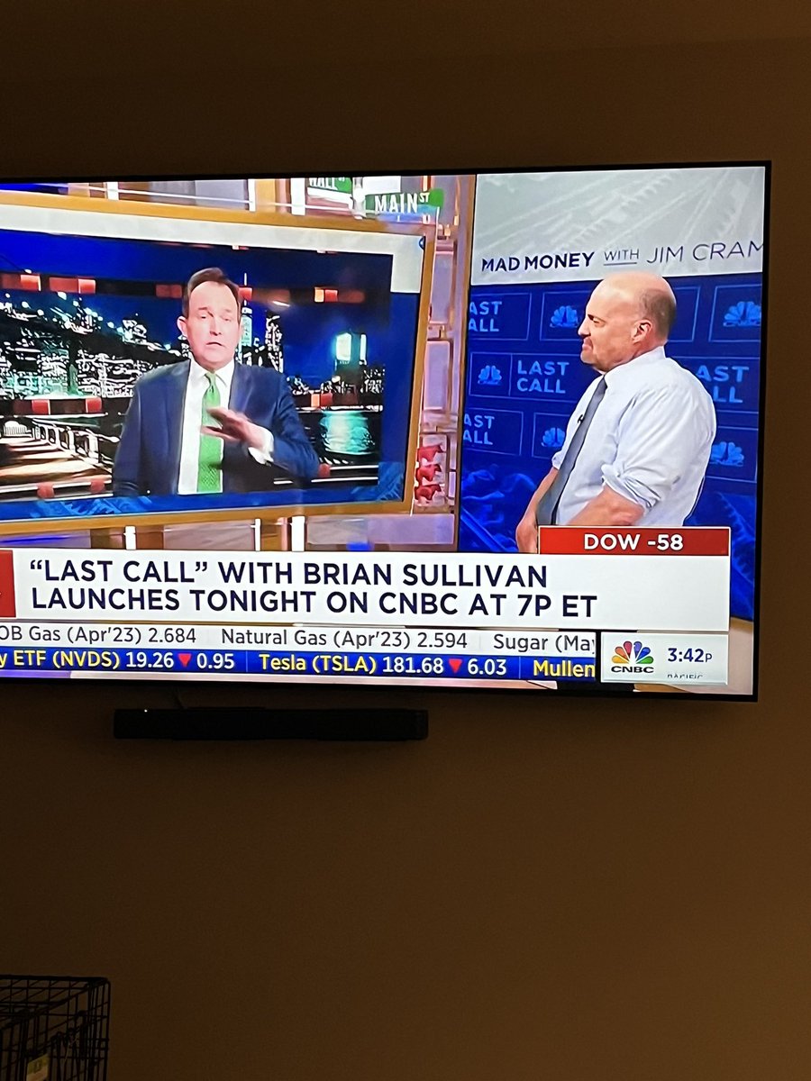 DanLCleveland's tweet photo. Watching @MadMoneyOnCNBC and getting excited to watch #Hokie @SullyCNBC on his new show, @LastCallCNBC. #AmazingHokie #GoBrian #Premiere #WatchNow #GoHokies https://t.co/qxNhQHznVW