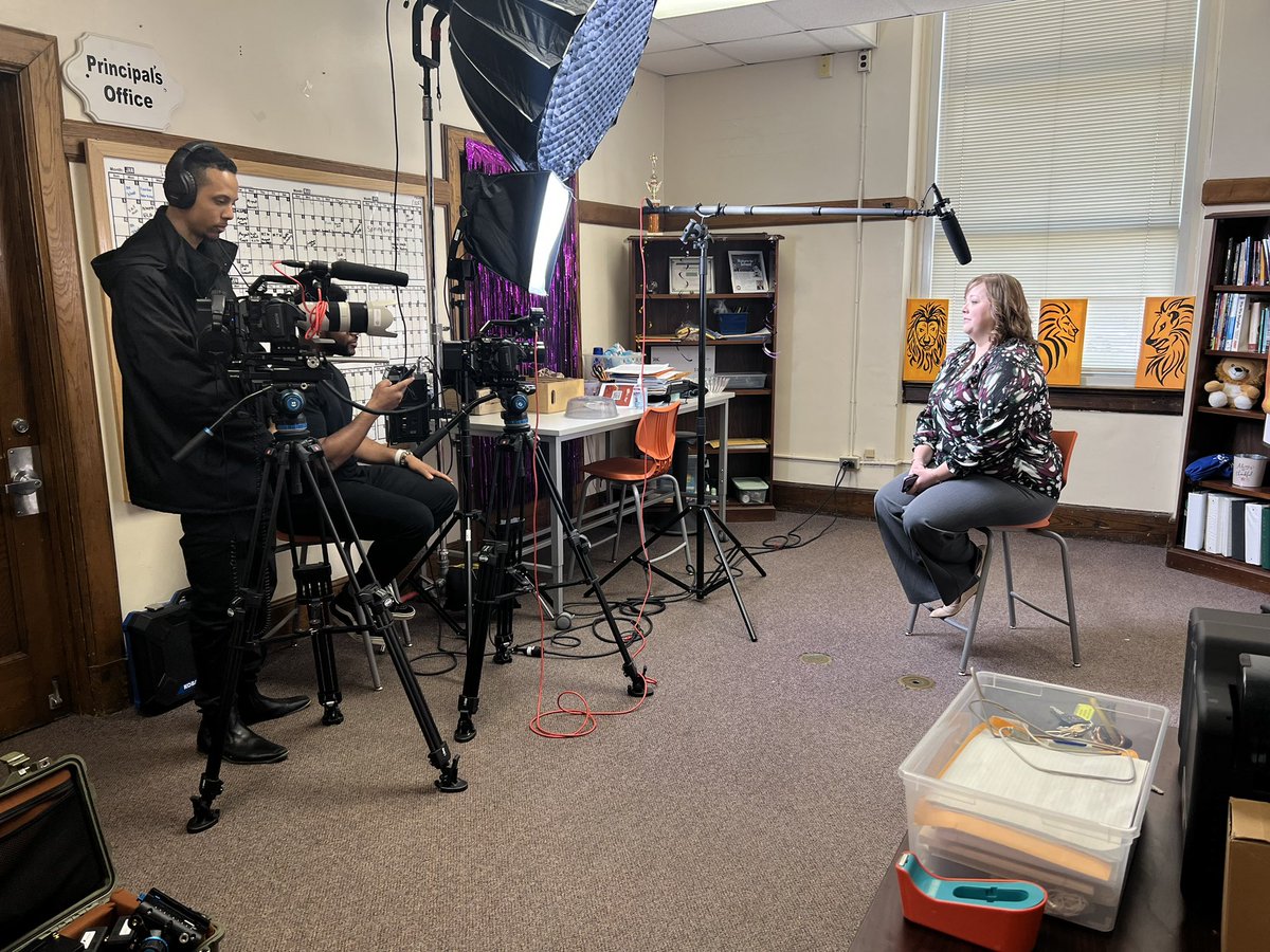 I had the opportunity today to talk and share about the amazing work <a href="/GCSchoolsNC/">Guilford Co. Schools</a> is doing with our math instruction. Thanks to <a href="/PivotLearning/">Pivot Learning</a> for this wonderful opportunity and especially to @KatStevensEdu and @EmilyBryantHare that shared the details of this success.TEAMWORK EIC