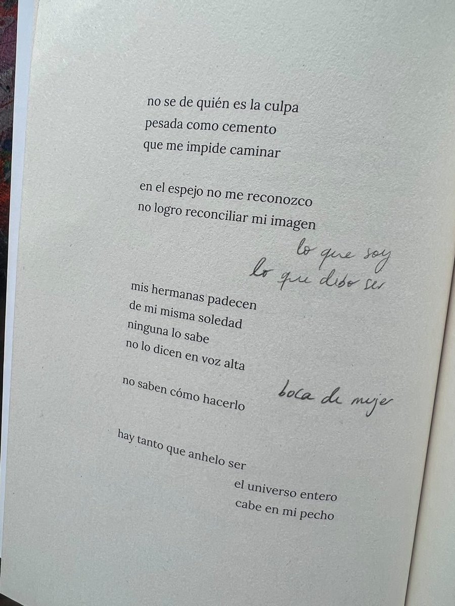 Cementedelibros's tweet photo. “Yo no nací de una costilla
a tu Dios no lo conozco 
aunque en noches de desasosiego 
lo invoco 
sin saber su nombre
de mi ombligo nace la vida
brota como flores en el estanco…”
Libro: La sed de mi 
Autor: @camilaesguerra 
#cementeriodelibros https://t.co/RWrAOx1wCx