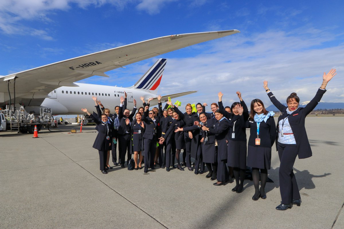 YVR tweet media