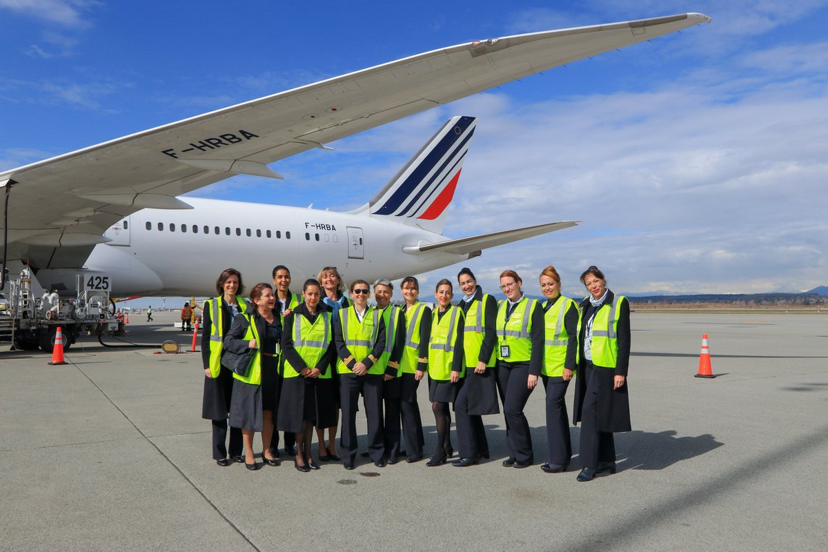 YVR tweet media