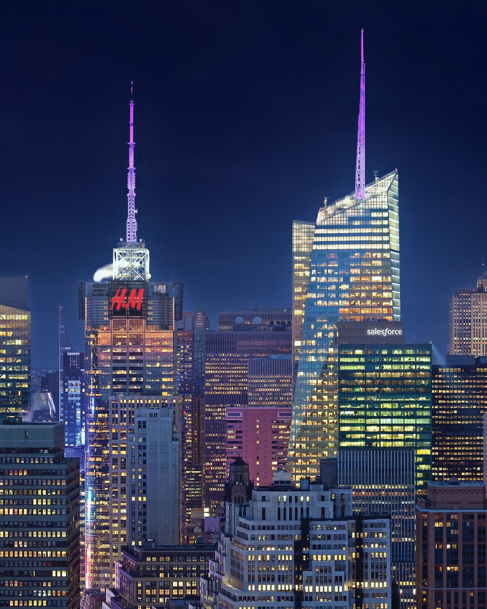 thedurstorg's tweet image. Tonight the spires of #OneWTC, #OneFiveOne and #OneBryantPark and the crown of #SvenLIC will be lit purple to celebrate #InternationalWomensDay. #WomensHistoryMonth #spireworks @spireworks