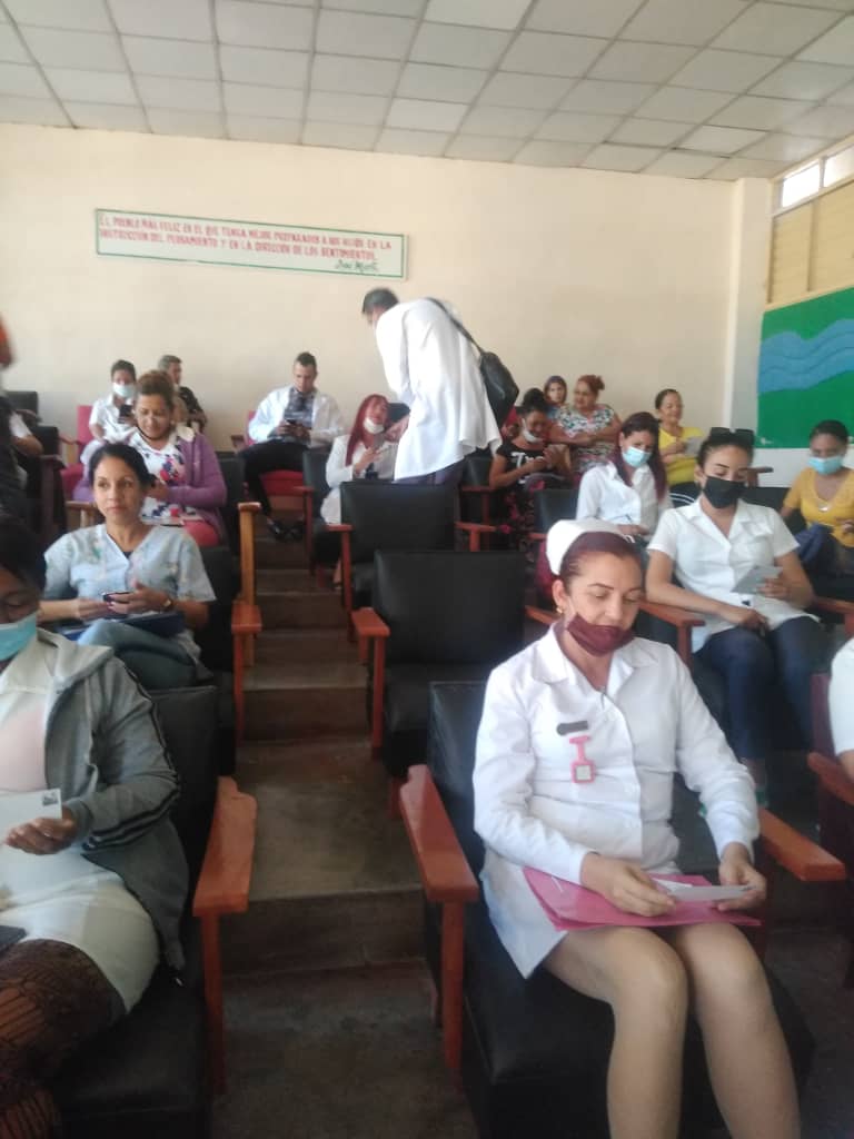 adianes_o's tweet photo. #CubaPorLaVida Hoy festejando el 8 de Marzo en el Hospital General Docente Mártires de Mayarí ❤️❤️❤️ Felicidades https://t.co/qLirZ3sNWR