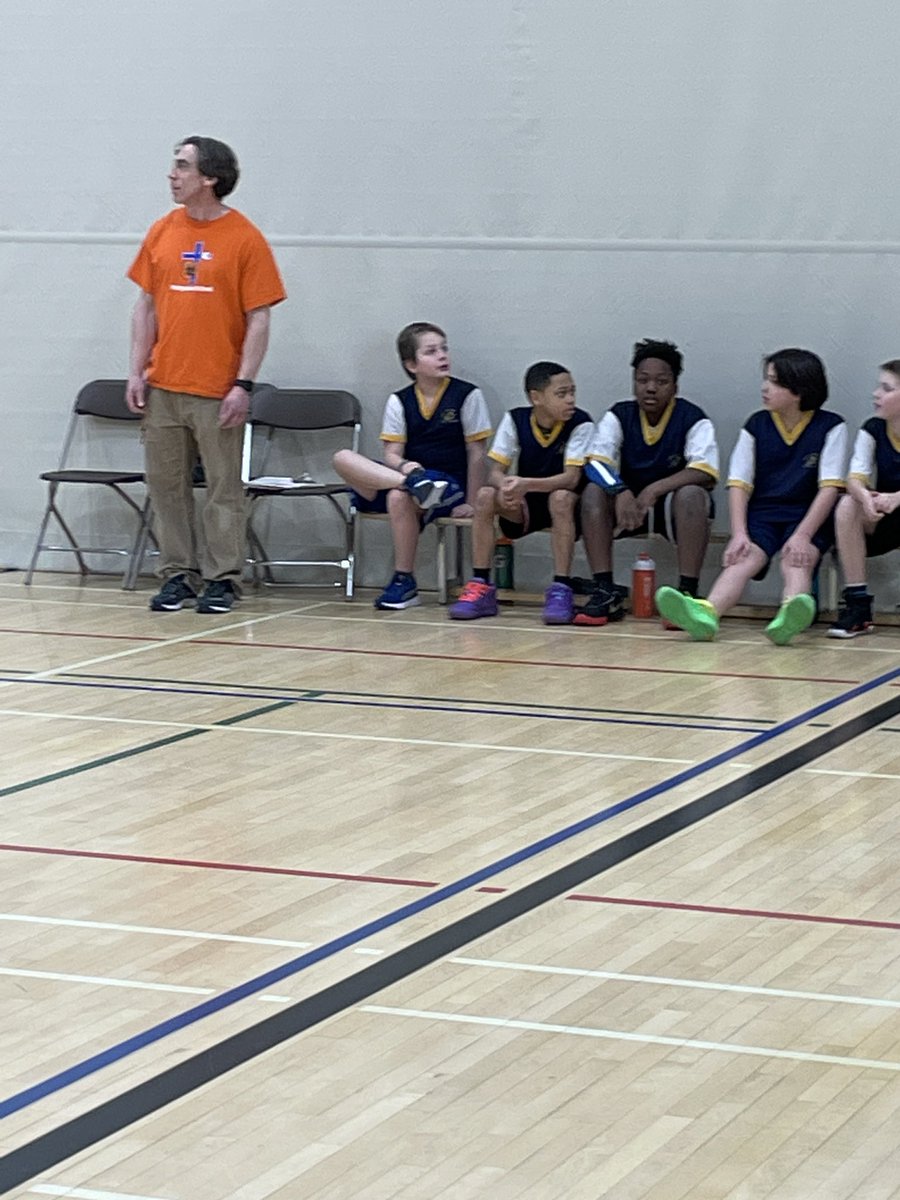 MaryviewSchool's tweet photo. 2/2 Grade 5 bball. Thank you @StTAvila for hosting! @rdcrs https://t.co/Dn7lXGjh1y