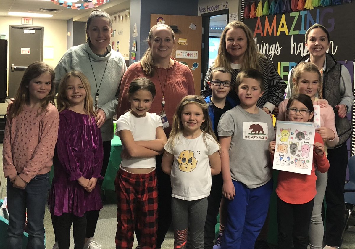 Cookies and Coloring with the Mane Bash winners! 🍪🖍️