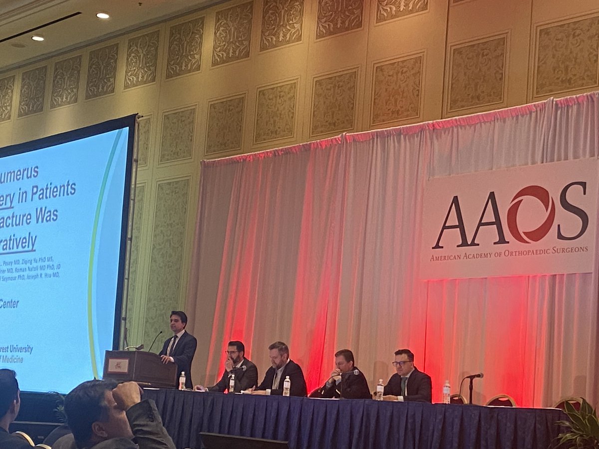 @CMC_OrthoRes’s Dr. Hysong sharing findings from our @SEFCOrtho EMIT study on humeral nonunions following initial nonop tx @AAOS1 . @JosephHsuMD @Hassan_Mir_MD @AnnaMillerMD @WObremskey @AtriumMSKI