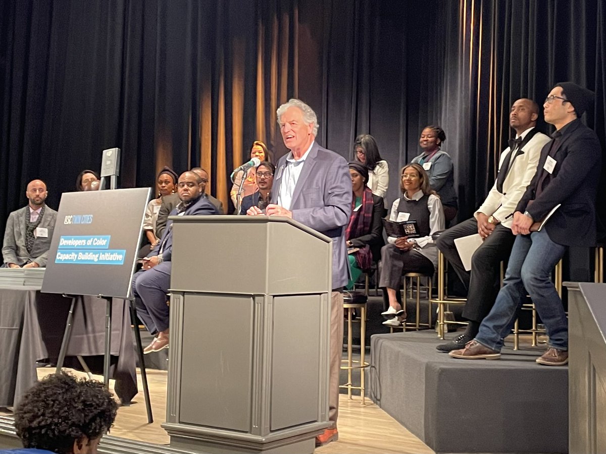 Great words by @McLaughlin_P at the <a href="/LISC_TwinCities/">LISC Twin Cities</a> #DevelopersOfColor Mixer Event!
#LISCTCDOC