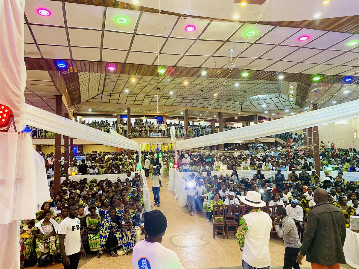 Butembo: Après 1 accueil + ke chaleureux &amp; l’identification à la <a href="/cenirdc/">Ceni-RDC</a> le 07/03, ns inspirant de la phrase du Pr <a href="/moise_katumbi/">Moise Katumbi</a>  «Rien sans la femme», ns avons organisé &amp; participé ce 08/03 aux activités de la journée de la femme avec les femmes &amp; filles de la #Fopromayo.✌️✌️