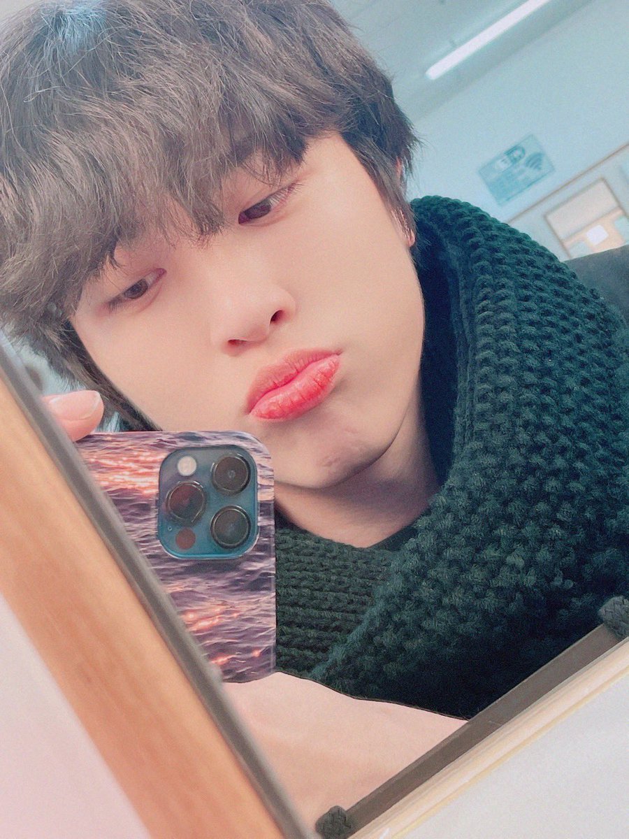 정환 tweet media