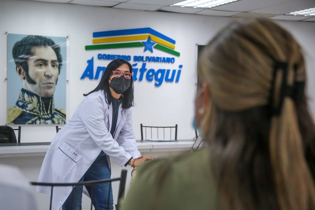 #08MAR | Se llevó a cabo el Taller Presencial sobre el Virus de Inmunodeficiencia Humana (VIH), como parte de las acciones para la actualización continúa de médicas y médicos, dirigido a los especialistas que atienden esta patología en la red hospitalaria de #Anzoátegui