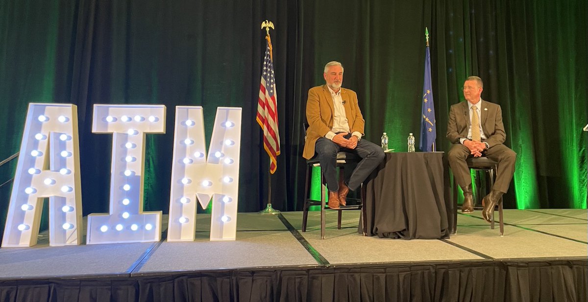 A great start to the evening as Mayor Myers and ⁦@GovHolcomb⁩ talk about quality of place and the importance of regional cooperation.  #AimLegislativeDinner