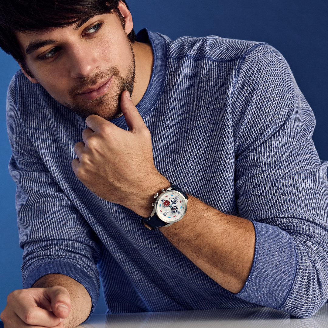 Beep Beep! 🤖 Introducing the newest addition to our Star Wars™ x Citizen Collection–the brave and loyal R2-D2™.  The watch features a luminous version of the beloved droid on a silver-white dial. 

citizenwatch.com/us/en/product/…