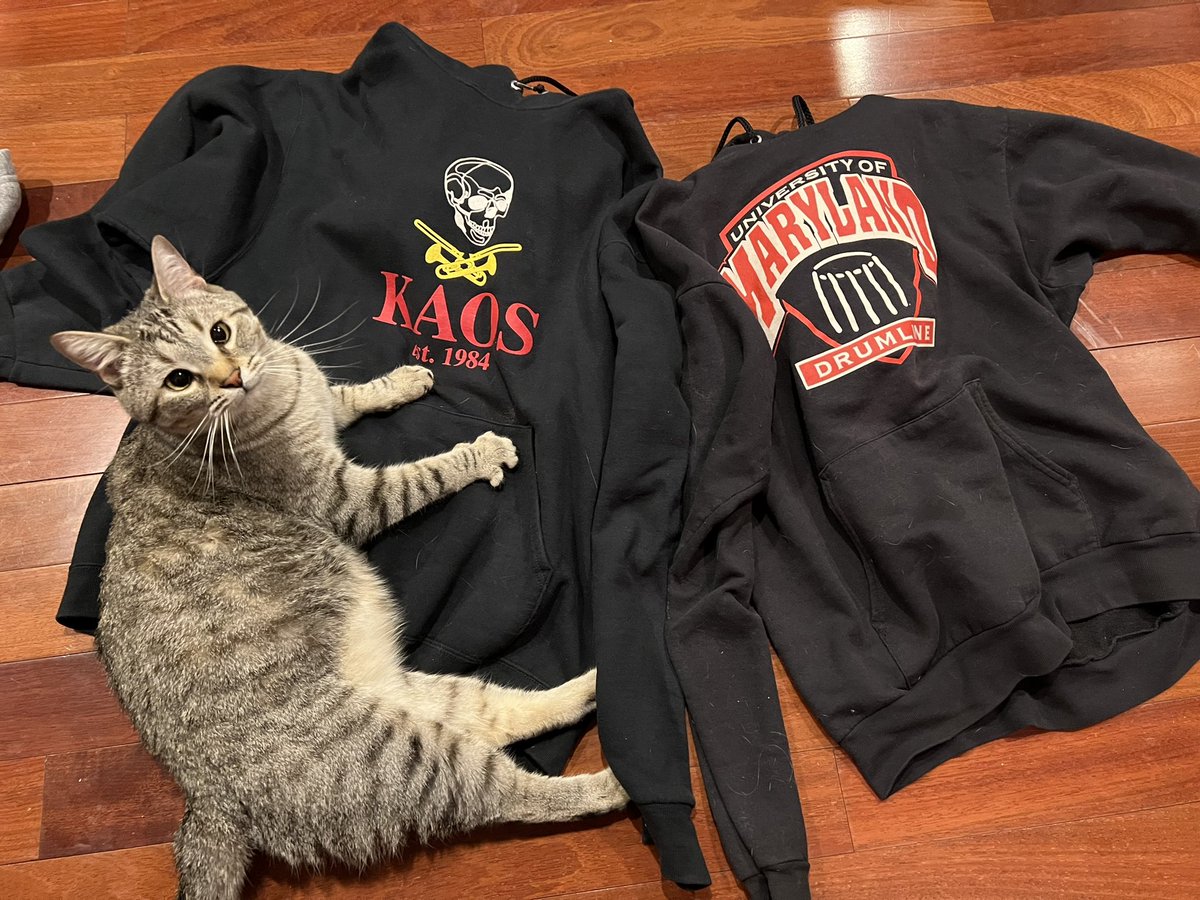 Waffle supports the Mighty Sound of Maryland Marching Band Instrument Fund because he has foster aunt and another uncle who are band alums! #GivingDayUMD donate to MSOM through this link! givingday.umd.edu/p2p/284032/dru…