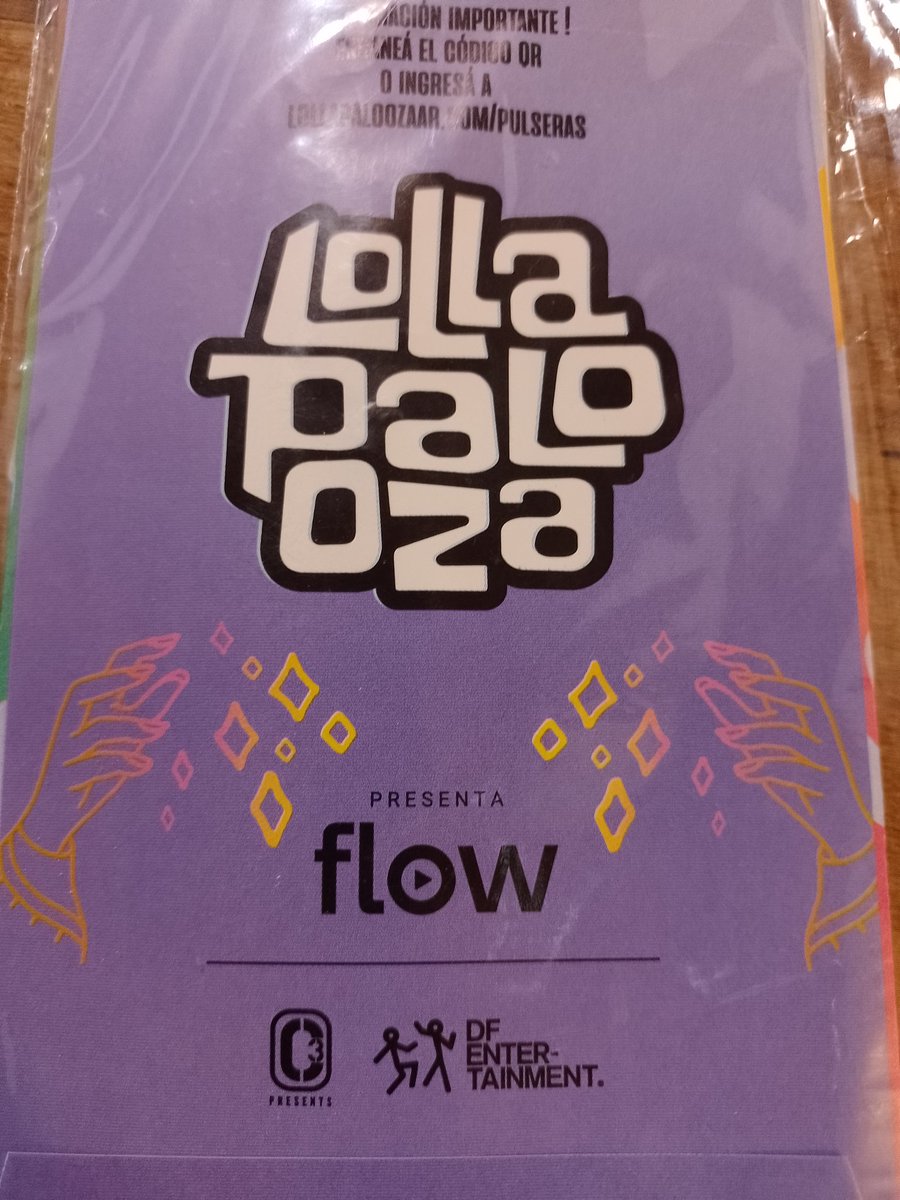 ljvi12's tweet photo. @lollapaloozaar @Flow_ar Hola! Vendo dos entradas 3 Day Pass VIP con acceso a LollaLounge. 150mil las dos x los tres días https://t.co/yRq3kQtDZy