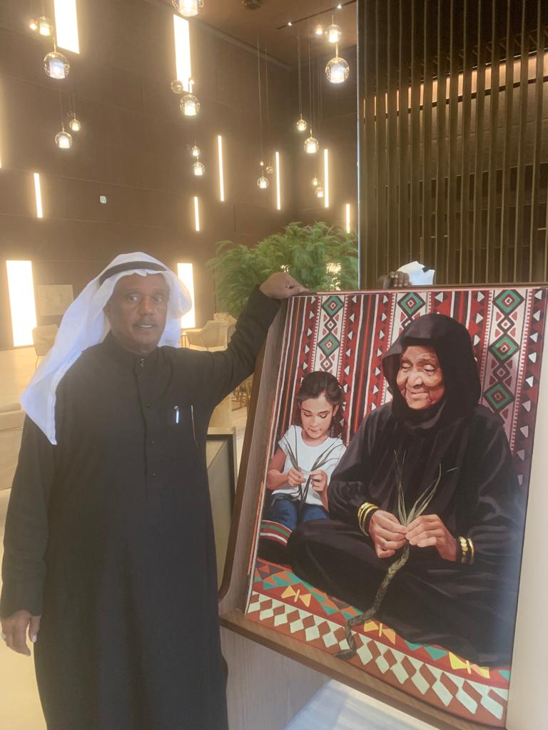 snap_alulaksa1's tweet photo. برنامج دراسات المرأة في
#يوم_المرأة_العالمي_2023
 ورؤيتة #السعودية #المصرية
يكرم المؤرخة و الشاعرة وموثقة تأريخ العلا
أمينه بنت محمد الشويكان (أم العلا) رحمها الله
لما قدمته من موروث تاريخي وإنساني يحكي قصة تاريخ #العلا 
و سوف يستلم التكريم نيابة عن أسرتها الدكتورة همس مازن https://t.co/ArfjJxdxuv