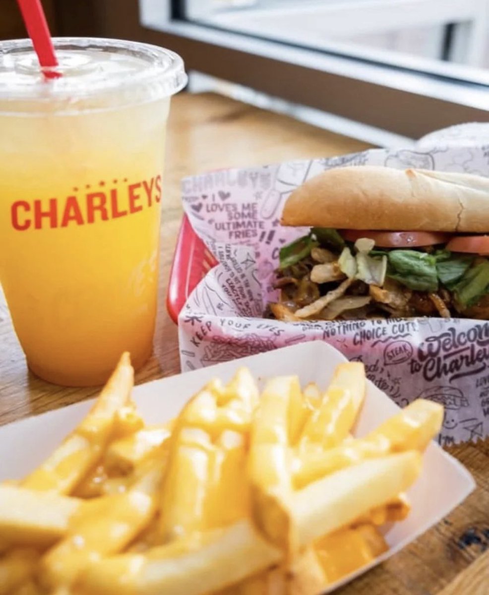 GPOguam's tweet photo. Today’s lunch 😋

#gpoguam #guampremieroutlets #guam #guamfood #charleysphillysteaks #charleysguam #gpoeats #gufood #gufoodfindsmenu #グアム旅 
#グアム旅行
#グアム大好き 
#グアムショッピング 
#グアム
#guamstagram #instaguam_cp
#guamtrip #genic_guam
#괌여행  #괌여행스타그램 https://t.co/BibYHXHJO2