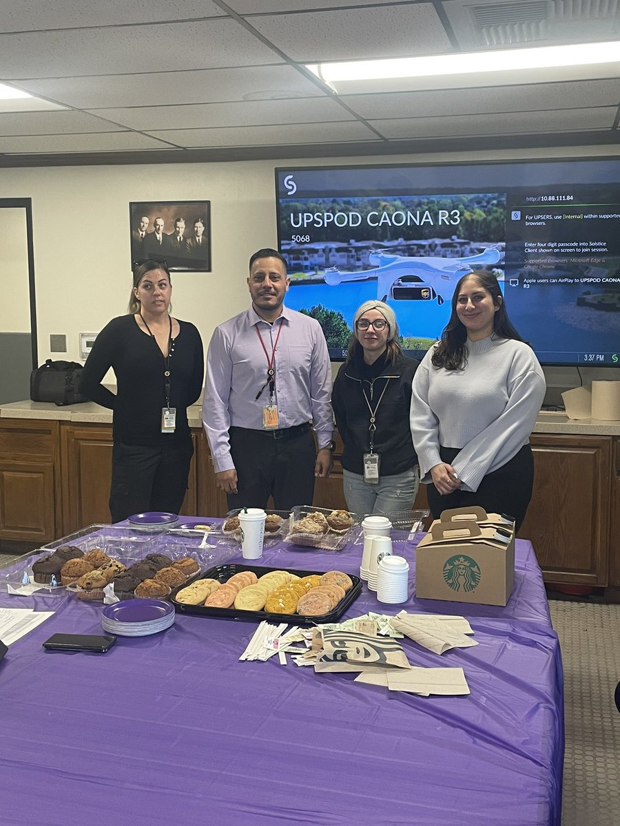 Celebrating International Women’s Day with a few of the great women in UPS ONT #embraceequity #UPSWomenInOperations @UPS_WIO @LouRivieccio @CarolBTome @Shelby2017goair @mboden69 @JessicaB_SAFETY @will_tweetz @shoffman80 @mrsbriones @air1man