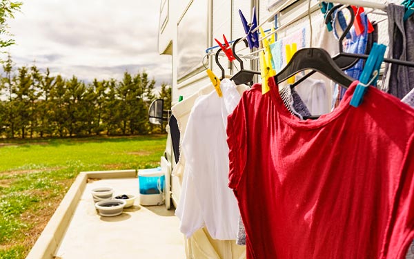 We all know it has to be done, but where and how? Here are the easiest way to do your laundry while on the road.

🔗: ow.ly/6jz250NcGGb

#RVlifestyle #Laundromat #RVlife #FullTimeRVing