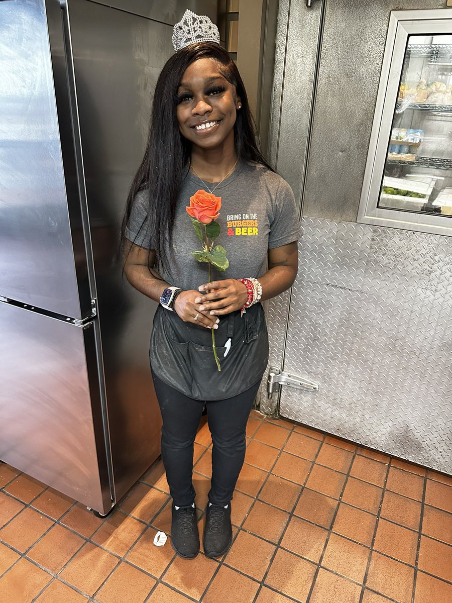 Beautiful,Strong, Independant and hardworking women!! We appreciate all y’all do! Happy International Women’s Day!!💖💐💐