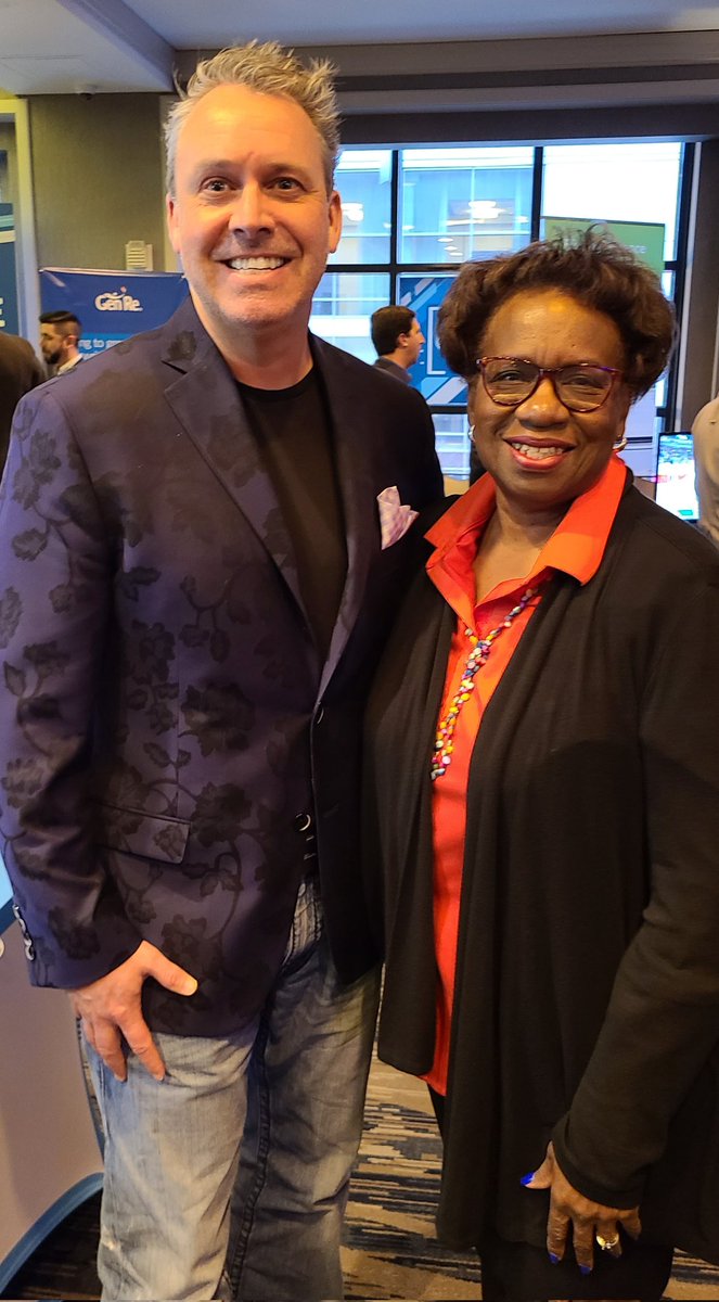 PersDevSolu's tweet image. It really is a small world! What are the chances Samuel Broomer &amp;amp; I would be at the same conference? (Ok; I love statistics, so I can calculate the answer. 😉) Sam and I are both on the @bryantalumni e-board. We're both in Chicago for the NAMIC conference.