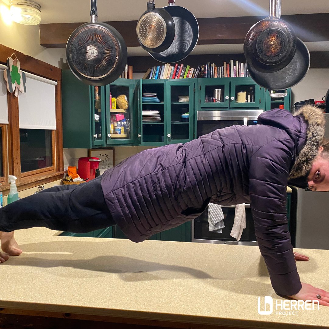 HerrenProject's tweet photo. Jacqueline planks purple at Next Chance!
#weplankpurple #WWWH23 #purpleandproud #wellnessweekwithherren https://t.co/fXmYnrpWWZ