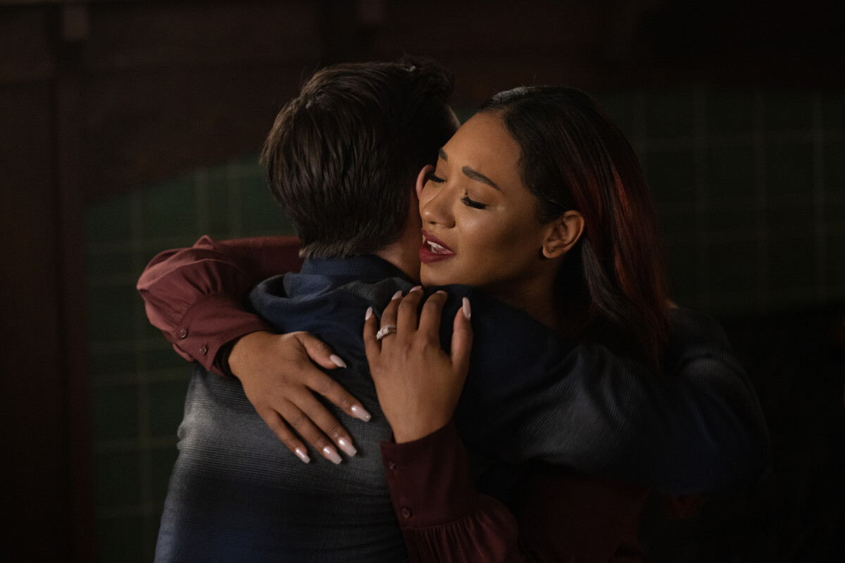 BlindWaveCrew's tweet photo. The Flash is airing its next episode tonight! After you've seen the episode, don't forget to send us your questions, theories, and discussion points with #FlashQnA
#theflash #CWDC #Arrowverse https://t.co/sex4jJUCp2