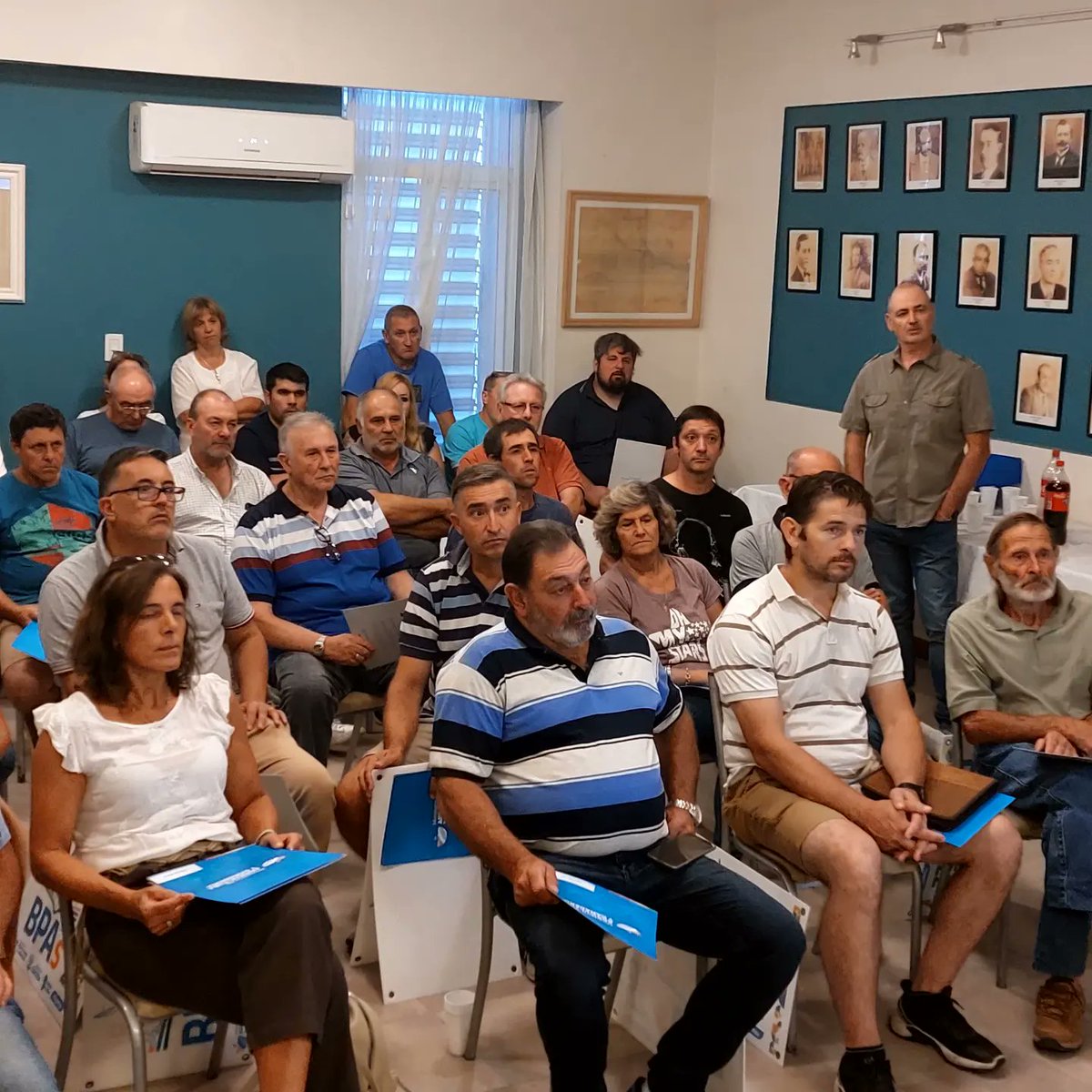 GERARDOLUISGONZ's tweet image. #Jovita entrega de aportes del programa #bpas #ODS  56 productores y 6500000 $ #sustentabilidad