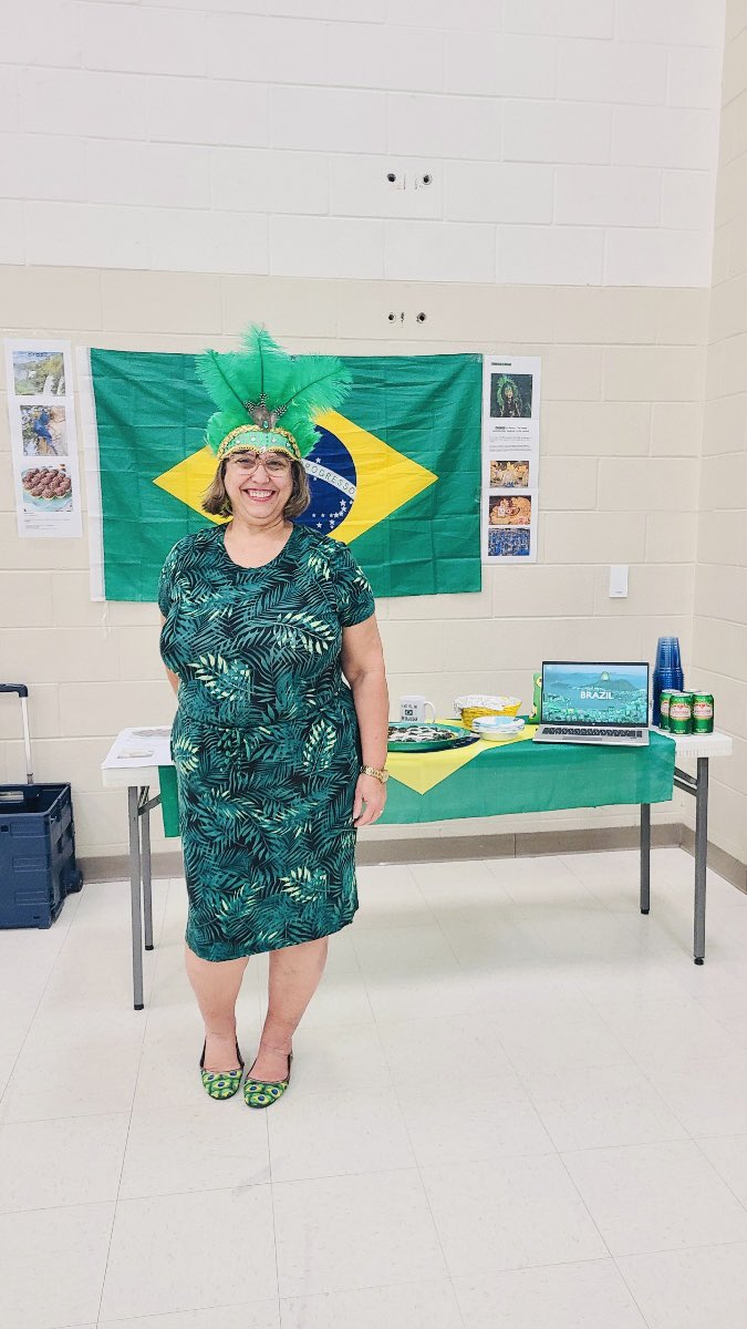 Fostering a Multicultural Environment in a Dual Language Campus”Celebrating Diversity at Goodman Elementary.