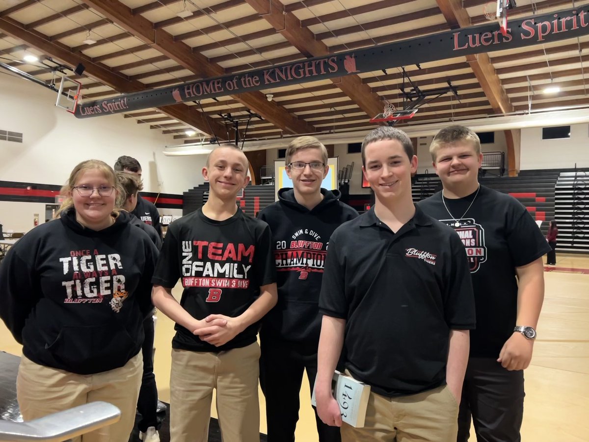 T_Cocanower's tweet photo. This team of scholars placed 3rd in their first ever HS Academic Superbowl Invitational at Bishop Luers! 

Go Tigers!! 

Thank you Mr. Miller for being our awesome proctor! https://t.co/znS98iS7fO