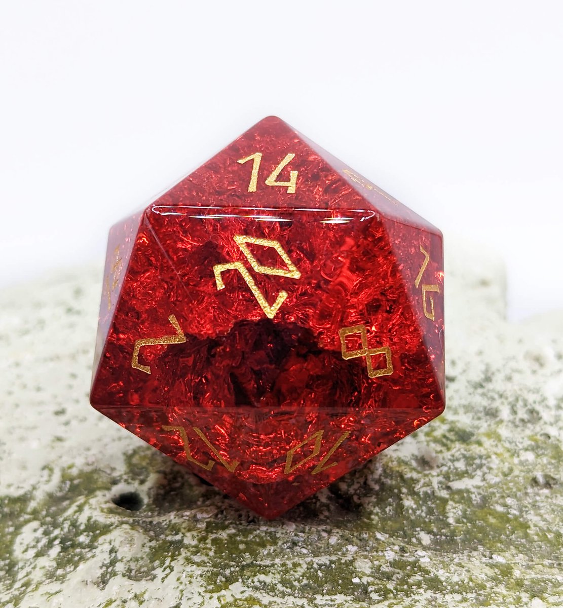 This d20 is giving off some serious active volcano vibes. #dice #d20 #ttrpg #dnddice #dndstuff
darkelfdice.com/products/bould…