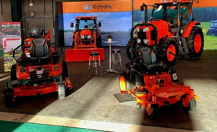 southpointequip's tweet photo. Day one of the 2023 London Farm Show is complete. Stop by the @KubotaCanadaLtd booth to view the Kubota lineup, including the new row crop planter. A high tech planter with a proven history. https://t.co/H9WO4DKKrC
