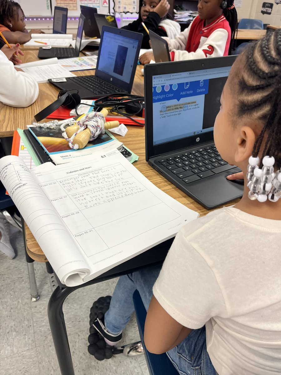 MsChavez_22's tweet photo. Today we practiced using the highlighting tool on the ebook version. After a few struggles, they were able to highlight key details successfully! Made taking notes much easier. 🤩🫶🏼 https://t.co/U5uJvVWGWU