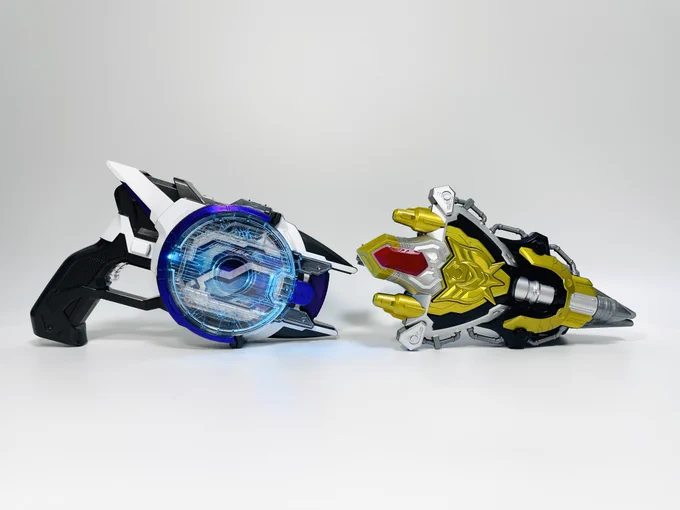 おまけ同日発売のレーザーレイズライザーと比較 