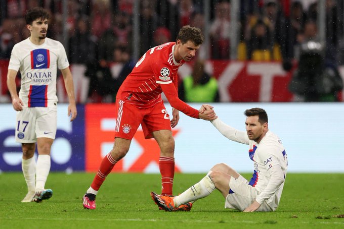 Bayern Munich's Thomas Muller compares Leo Messi to Cristiano Ronaldo, explains why Messi can't carry PSG on his own - Bavarian Football Works
