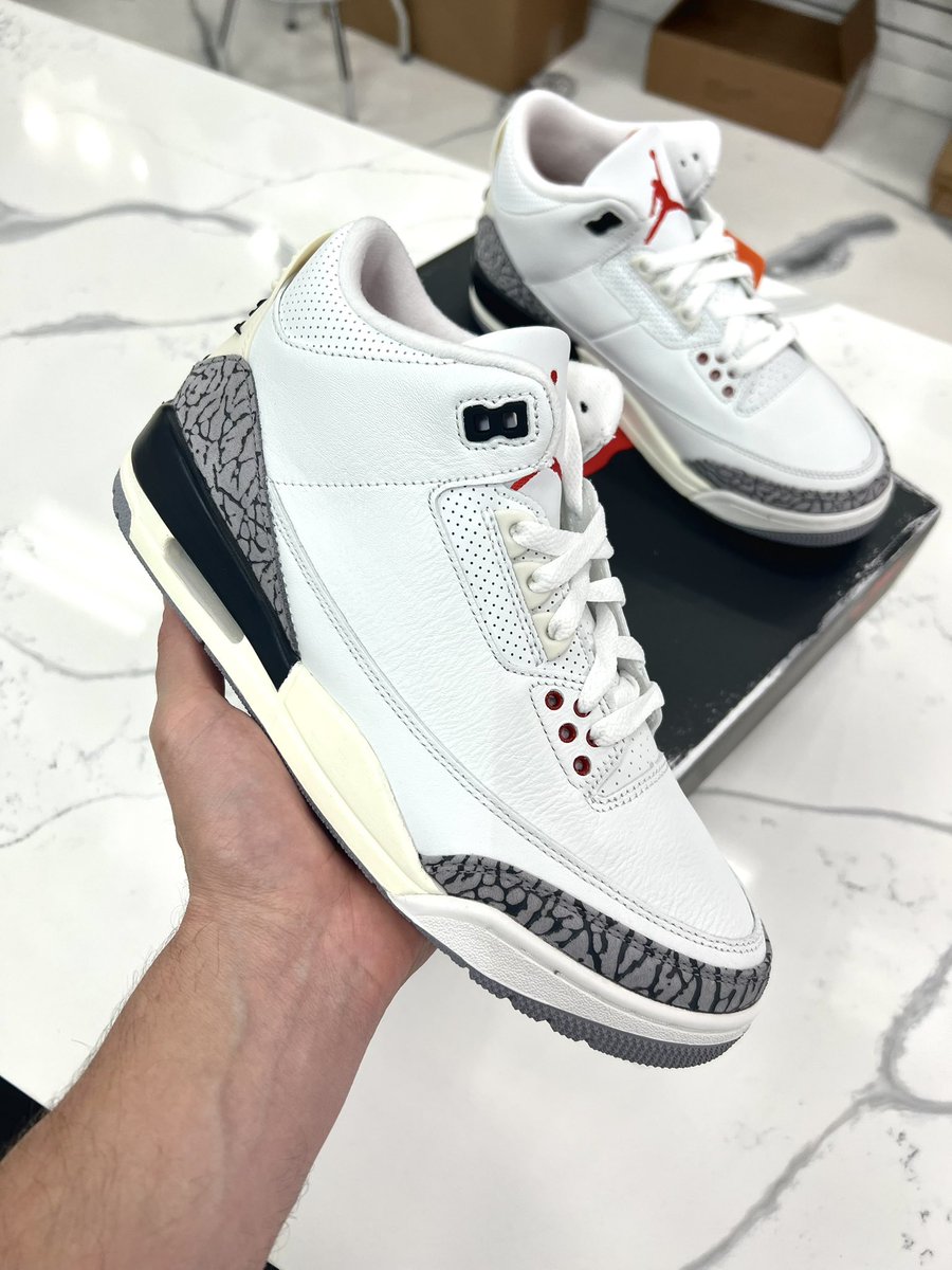 Roszko72's tweet photo. Sneaker Of The Year??? https://t.co/3178MtUrZ0