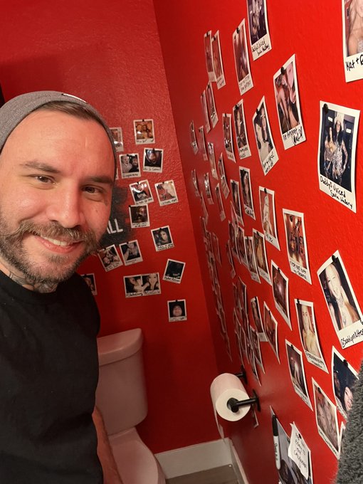 This wall getting kinda cray @TrippyHouses https://t.co/IAre4uieWA<a class="tags" target="_blank" title="On Twitter" href="/?out=eyJ0eXAiOiJKV1QiLCJhbGciOiJIUzUxMiJ9.eyJpYXQiOjE3MjA4OTQ3NDAsImlzcyI6InR3cG9ybnN0YXJzLmNvbSIsIm5iZiI6MTcyMDg5NDc0MCwiZXhwIjoxNzUyNDMwNzQwLCJyZWRpcmVjdF91cmwiOiJodHRwczovL3R3aXR0ZXIuY29tL1RyaXBweUhvdXNlcyJ9.Yn2rxkh7WGmMma_R9bl497oyi5rCTD6tRL4jutLFCFJ26pLQa1t1OuSb8W6i9dHvkQENpJgRHbOv5bm3tfDfTg">@TrippyHouses</a>