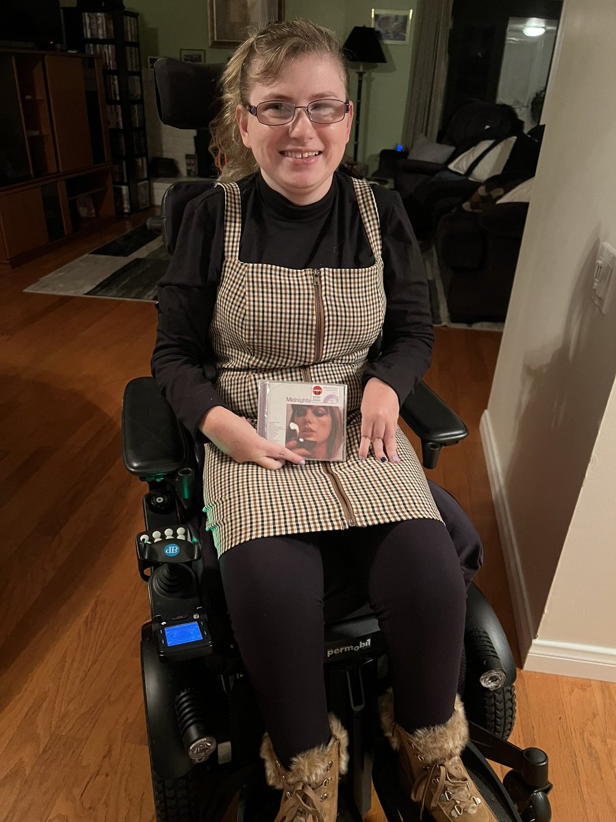 CorneliaLoverTS's tweet photo. Hi @taylorswift13 and @taylornation13! I am going to The Eras Tour on 7/29 at @LevisStadium in Santa Clara and I’m so excited!! Unfortunately, when I was buying tickets, there were no ADA seats available for purchase. There is no way I can transfer into non accessible seats (1/3) https://t.co/joRMFf21Gm