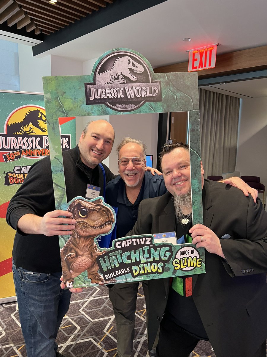 Just some cool #dadinfluencers hanging at #ThePlayDate @gaynycdad @therockfather @dadarocks hanging at the #toymonster @TheToyInsider @ToyBook #dadbloggers #dads @TravelGriffin