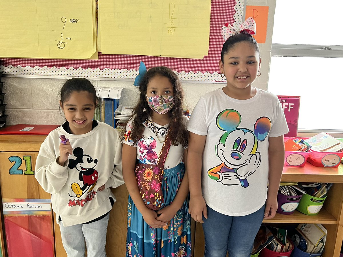 Music on our school week! <a href="/msfrazee_music/">Ellen Simon</a> <a href="/warriors112/">Wilson Elementary</a> <a href="/Wilson3rdGrade/">3rd grade</a> <a href="/Erikardz11G/">Erika G. Garcia</a> #warriortribe112