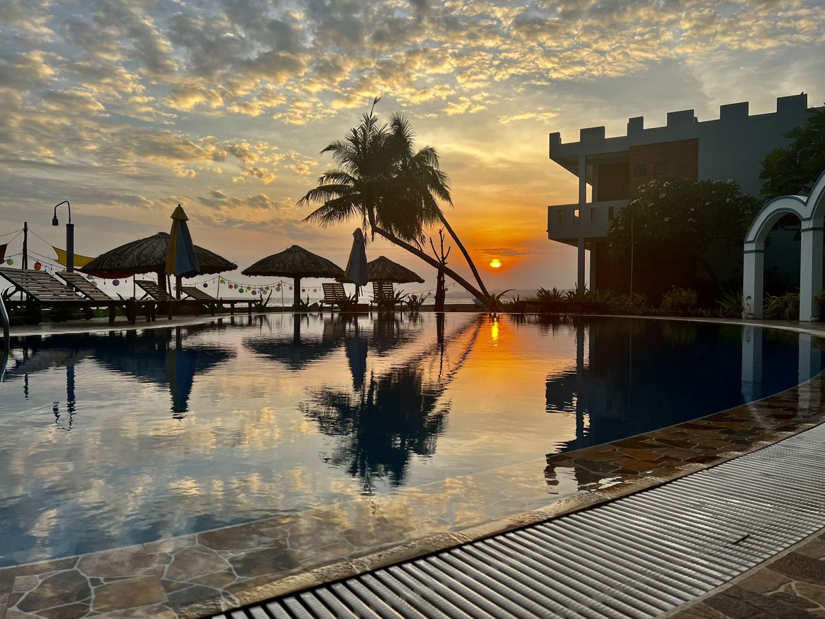 PlaceOcean's tweet image. #sunset ocean place resort mũi né