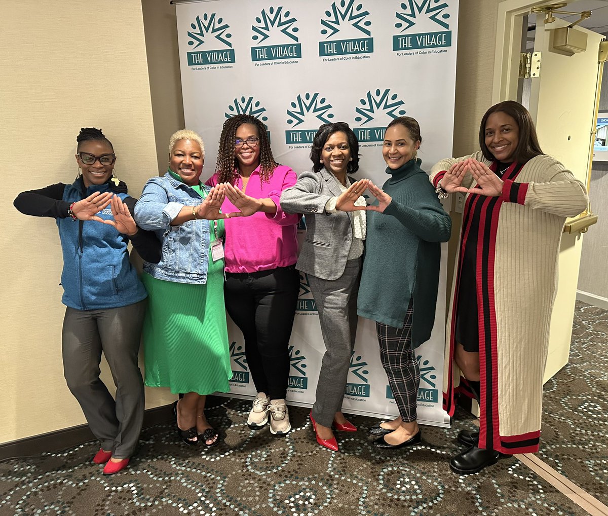 ystewart1's tweet photo. Professionally, I am honored to be connected to some amazing women who lift and inspire me daily… these are a just a few❤️…HAPPY #InternationalWomensDay to all of you who show up n represent each and every day. #womenROCK #RepresentationMatters #BGM✨#embraceequity2023 #alllove https://t.co/D0RiqNDZHi
