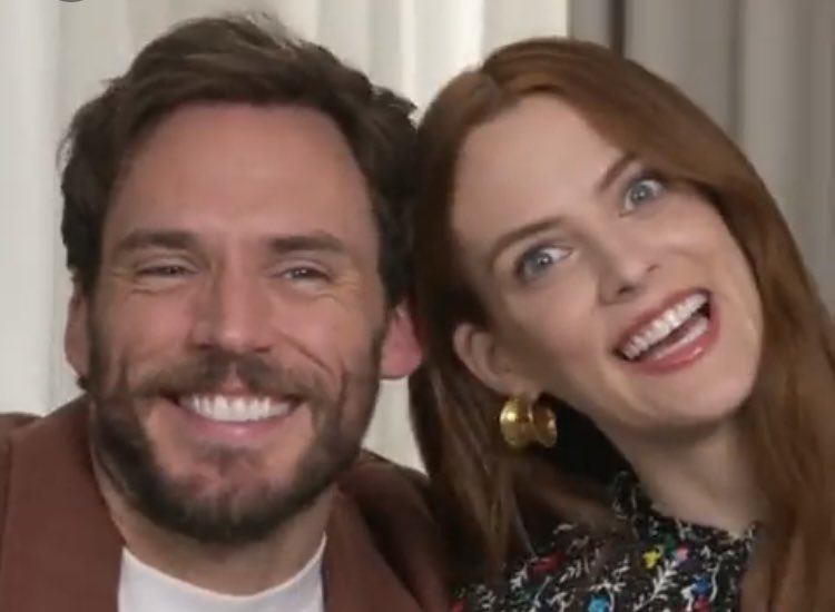 ohmesetoiles13's tweet photo. @simonedaisys me whenever someone mentions daisy jones and the six https://t.co/hIwl8NS59e