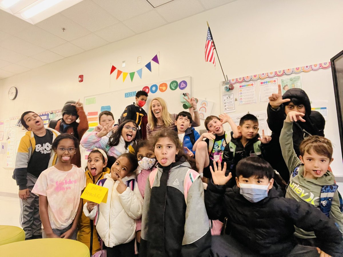 KPavlocak's tweet photo. Ms. P’s class knows how to be silly sometimes too! We love our learning family! @GoshenPostES #gogpgators https://t.co/FQmqDWb66r