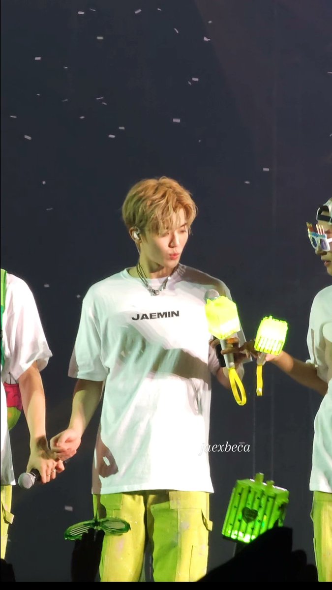 berleeys's tweet photo. @NCTDreamINA day2 cat2A AAAAAAAAAA https://t.co/JL2mHXGEaO