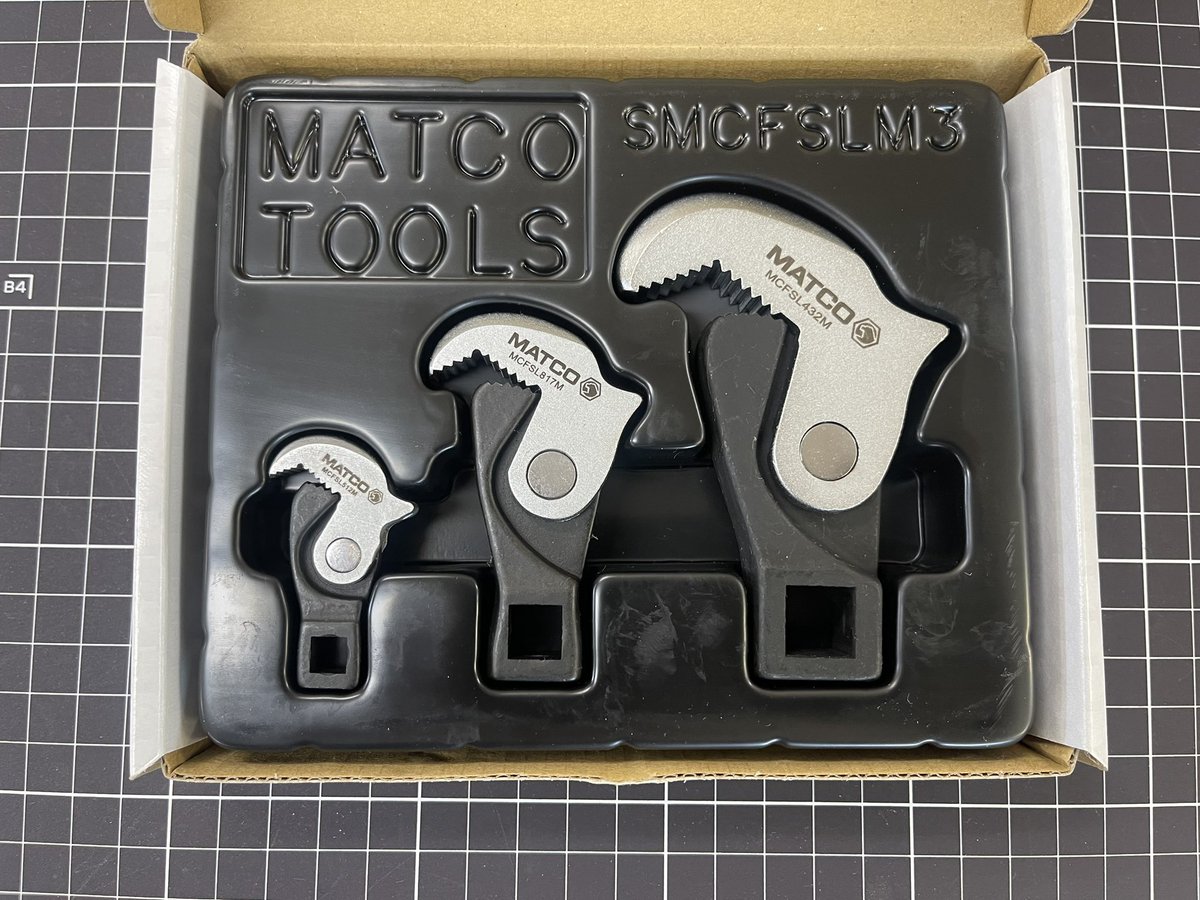 Kai_ZO6LS7's tweet image. #MATOCOTOOLS 

MATOCOの誘惑・・・

3 PIECE CROWFOOT WRENCH SET

スプリング内蔵式で

ラチェットレンチの様に使えるし👏

舐めたボルトやナット

パイプレンチとしても👍

1/4 3/8 1/2 dr

スピンナーハンドルを着けて

5~32mm 3/16~1 1/4inchまで
対応している😇

どうでしょう👍👍