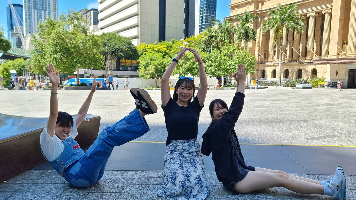 CLARK_Australia's tweet photo. [中期留学]
アクティビティーでブリスベンにあるCity Hallと博物館に行ってきました！

歴史ある建物について学んだり、博物館では実際に展示してある毛皮などを触らせてもらいました✨ https://t.co/bzN3XGkaLt