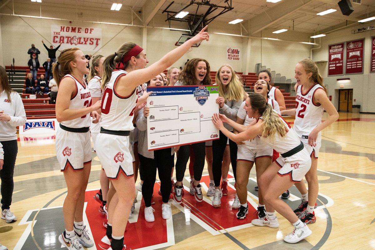 IWUWildcats's tweet photo. Last Night in Luckey 😸❤️ https://t.co/b1xcHH37Pf