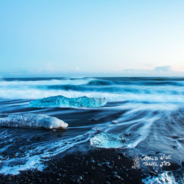 Worldwidettips's tweet photo. You will stop at amazing waterfalls, ice caves, and the incredible Glacier Lagoon, the centerpiece of the area, besides the biggest glaciers in Iceland.

Read more 👉 https://t.co/unEvSvaXD2

#TotalSurface #Worldwidetraveltips #Traveltips #Travel #VatnajökullNationalPark https://t.co/8Xrj98AZea