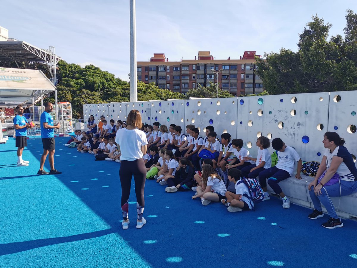 C.N. Echeyde tweet media