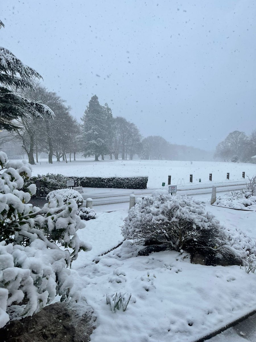 Great photos!! Heavy snow overnight #courseclosed #wintergolf